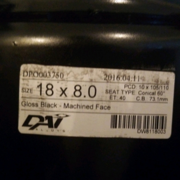 I wanna sell this new car rims - Picture 2 of 3